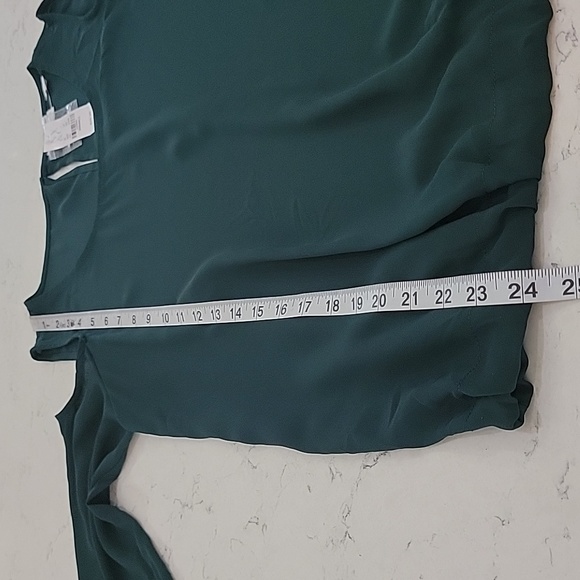 New York & Co forest green cold shoulder adjustable waist ribbon top size SX - Picture 11 of 12